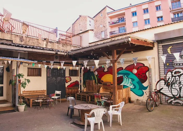 Le Flaneur Guesthouse